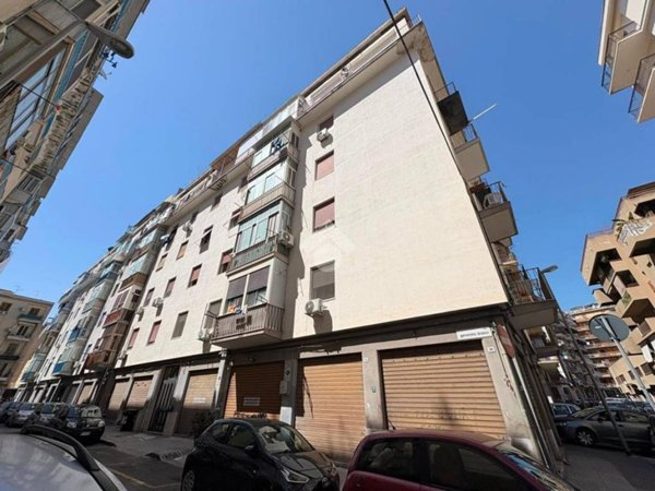 appartamento in vendita a Palermo in zona Noce