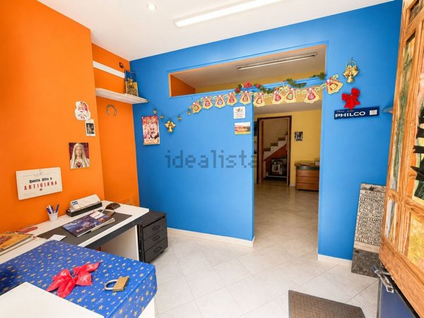 locale di sgombero in vendita a Palermo in zona Zisa