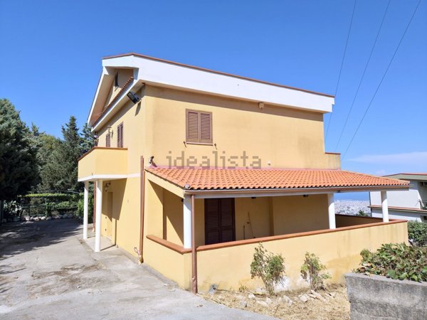casa indipendente in vendita a Palermo in zona Borgo Nuovo