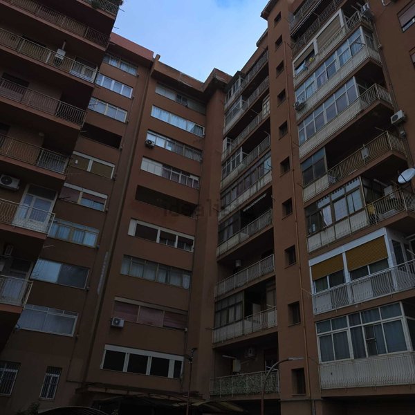 appartamento in vendita a Palermo in zona Oreto