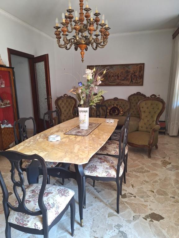 appartamento in vendita a Palermo in zona Montegrappa / Santa Rosalia