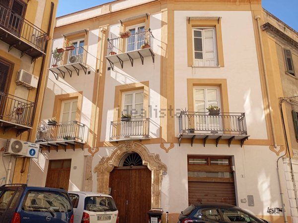 appartamento in vendita a Palermo in zona Centro storico