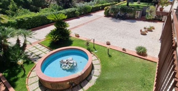 casa indipendente in vendita a Palermo
