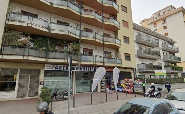 locale di sgombero in vendita a Palermo in zona Montepellegrino