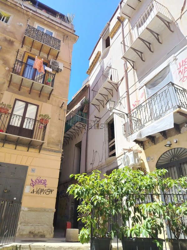 appartamento in vendita a Palermo in zona Centro storico