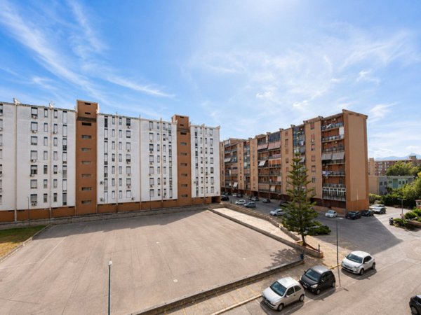appartamento in vendita a Palermo in zona Roccella
