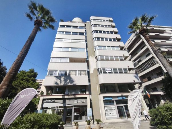 appartamento in vendita a Palermo in zona Libertà