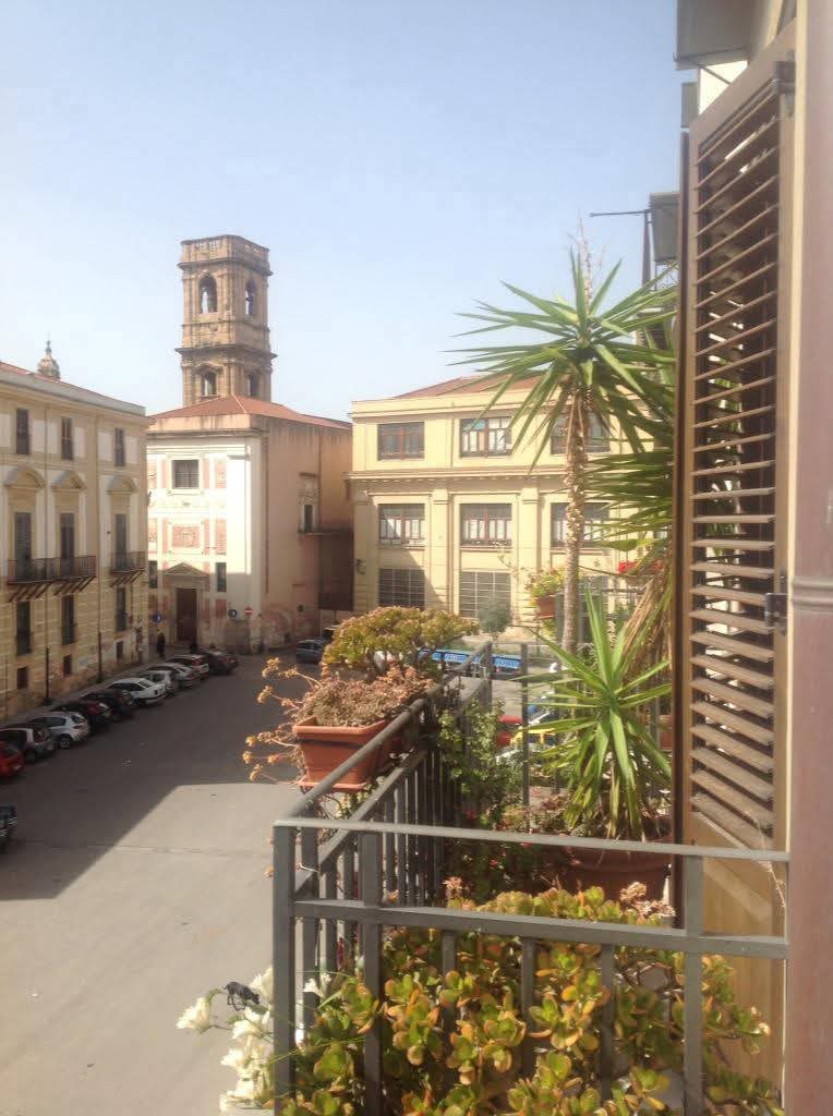 appartamento in vendita a Palermo in zona Politeama