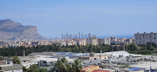 appartamento in vendita a Palermo in zona Villagrazia/Falsomiele
