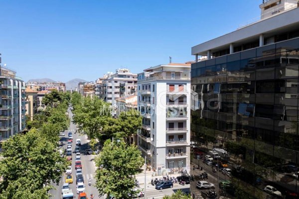 appartamento in vendita a Palermo in zona Libertà