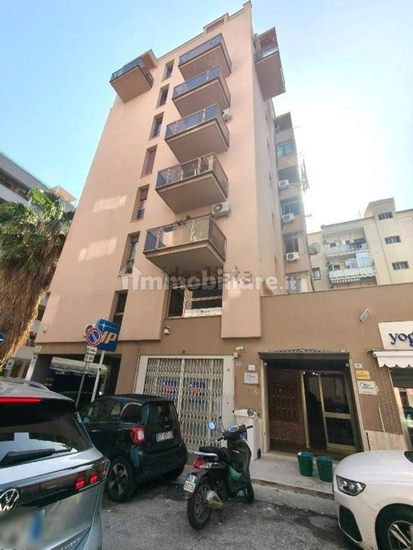 appartamento in vendita a Palermo in zona Libertà