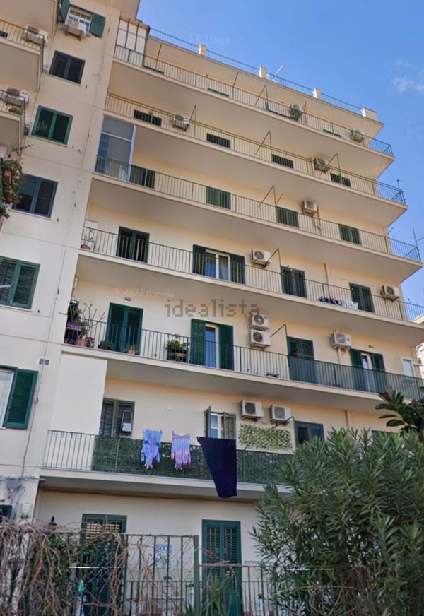 appartamento in vendita a Palermo in zona Zisa