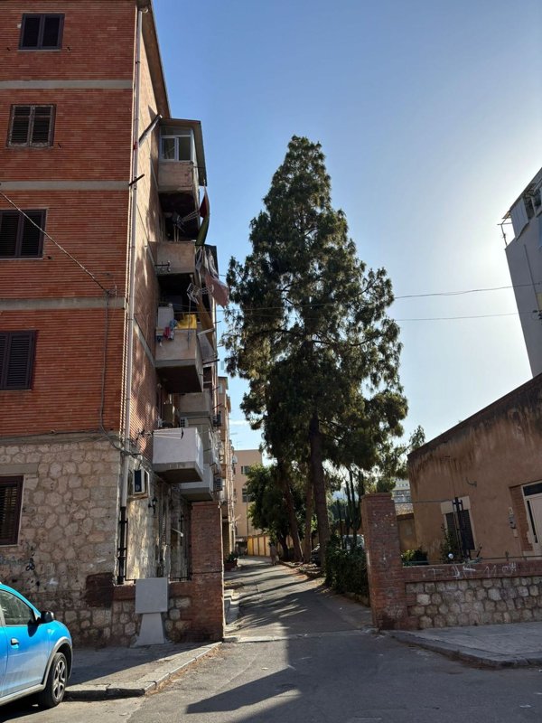 appartamento in vendita a Palermo in zona Calatafimi / Cuba