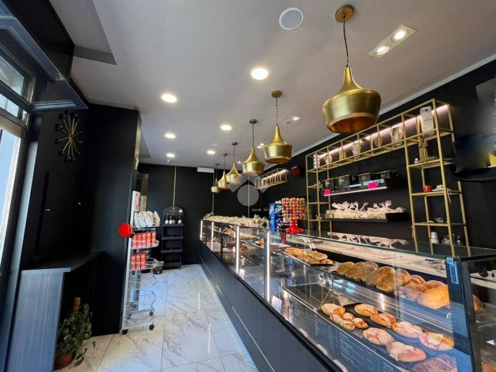 negozio in vendita a Palermo in zona Uditore