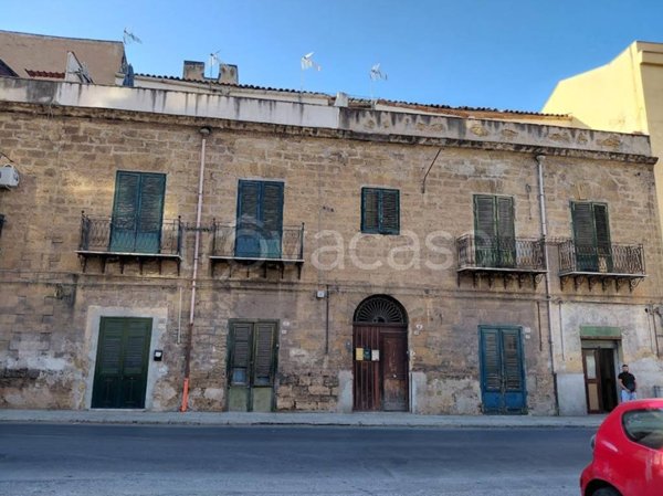 appartamento in vendita a Palermo in zona Zisa