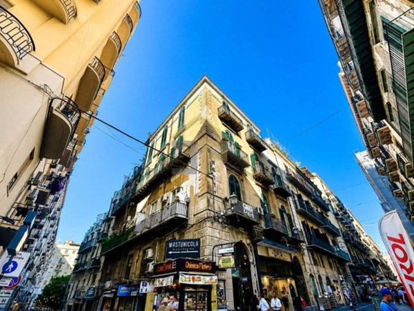 ufficio in vendita a Palermo in zona Centro storico
