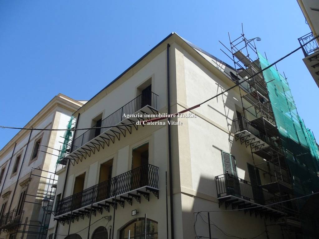 appartamento in vendita a Palermo in zona Centro storico