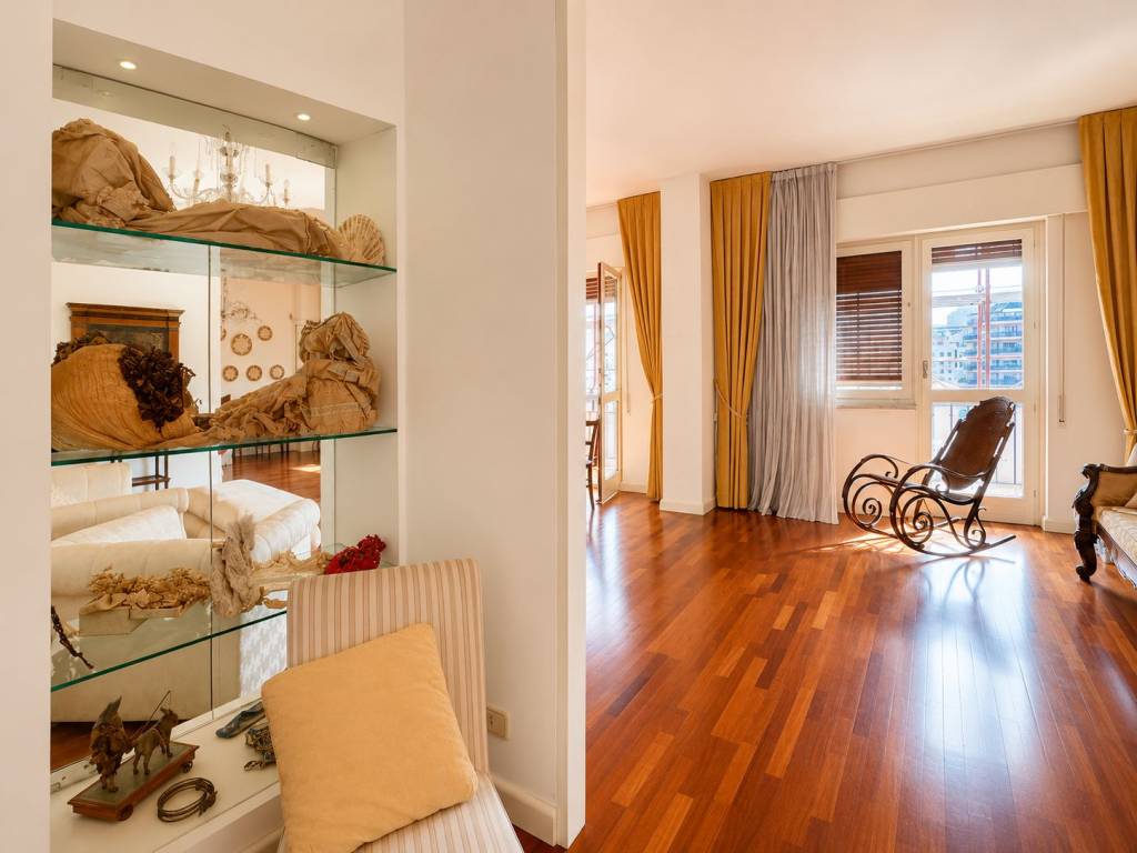 appartamento in vendita a Palermo in zona Libertà