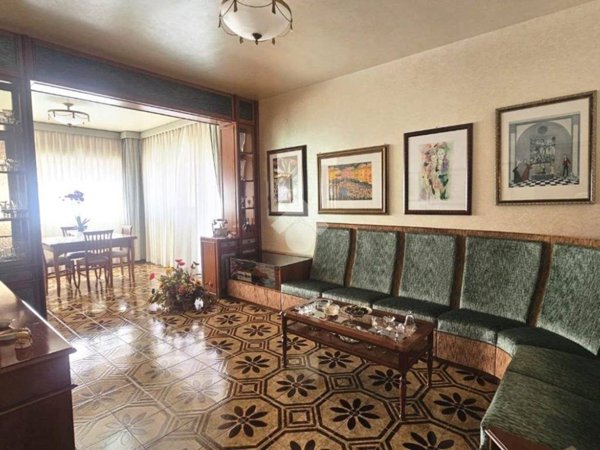appartamento in vendita a Palermo in zona Montegrappa / Santa Rosalia