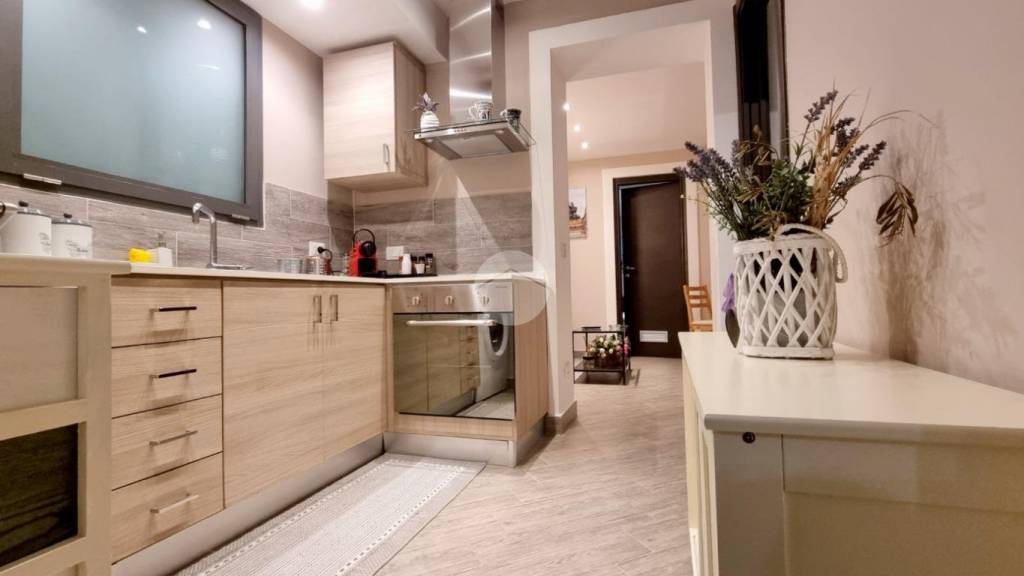 appartamento in vendita a Palermo in zona Politeama