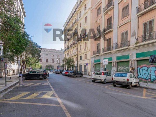 appartamento in vendita a Palermo in zona Centro storico