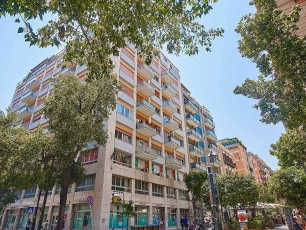 appartamento in vendita a Palermo in zona Politeama