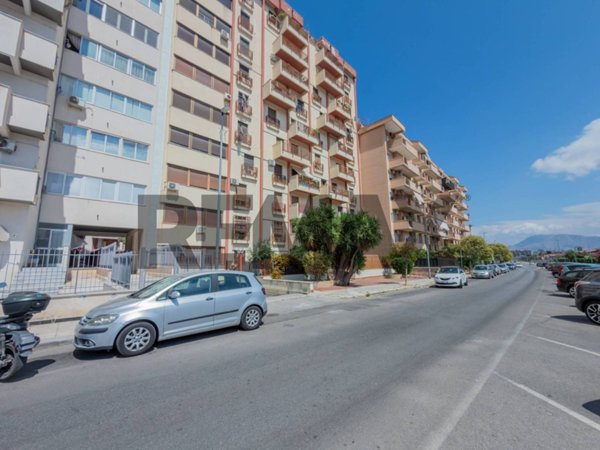 appartamento in vendita a Palermo in zona Resuttana