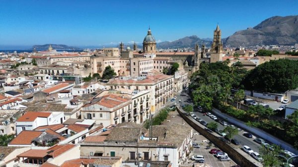 casa indipendente in vendita a Palermo
