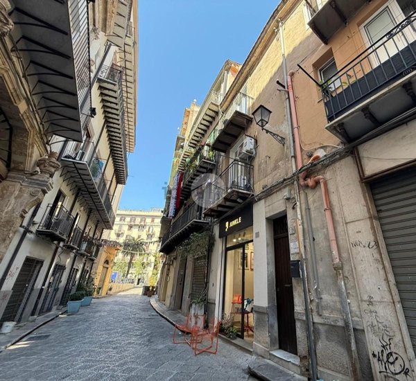 appartamento in vendita a Palermo in zona Centro storico