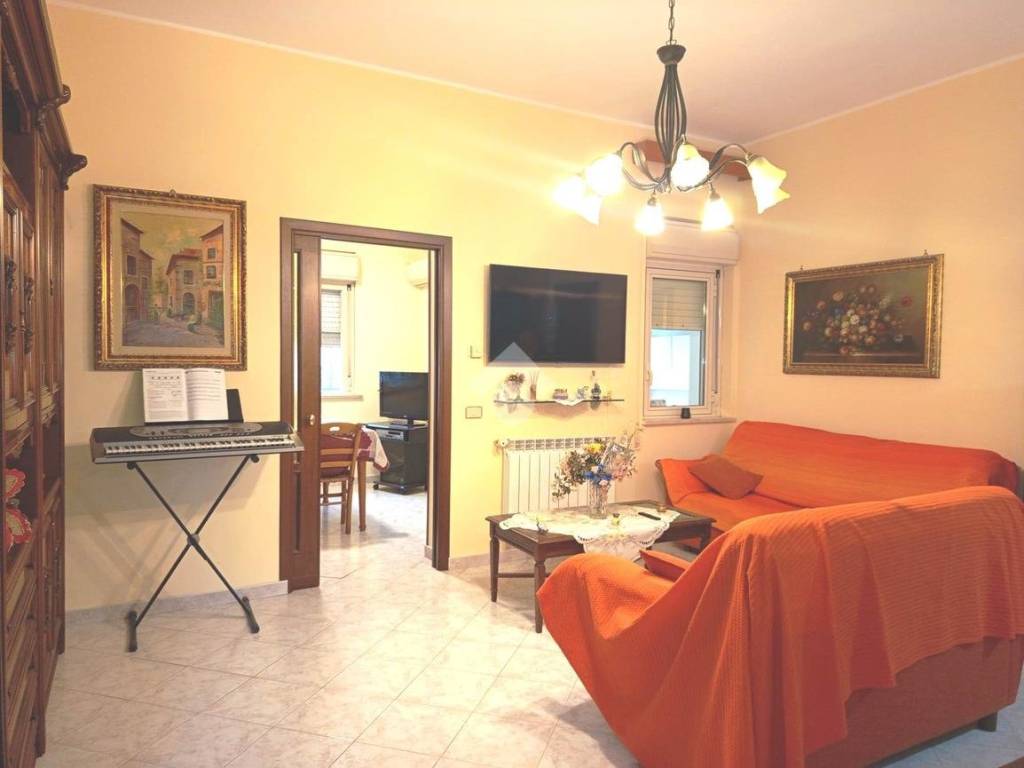 appartamento in vendita a Palermo in zona Montegrappa / Santa Rosalia