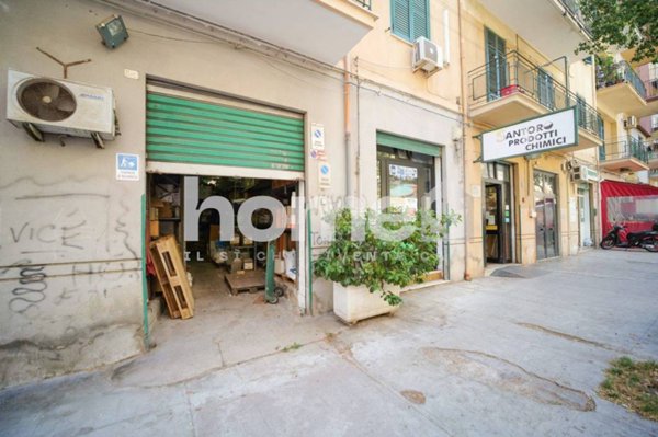 negozio in vendita a Palermo