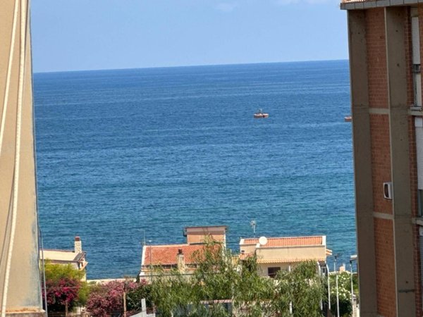 appartamento in vendita a Palermo in zona Roccella
