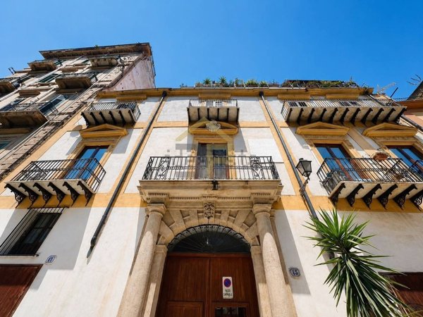 appartamento in vendita a Palermo in zona Centro storico