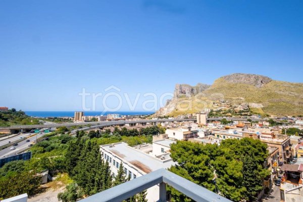 appartamento in vendita a Palermo in zona Sferracavallo
