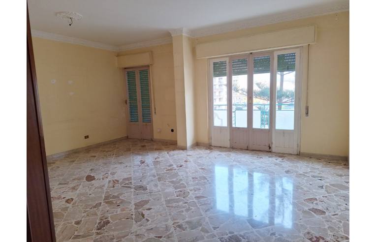 appartamento in vendita a Palermo in zona Zisa