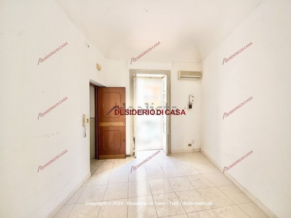 appartamento in vendita a Palermo in zona Malaspina/Palagonia