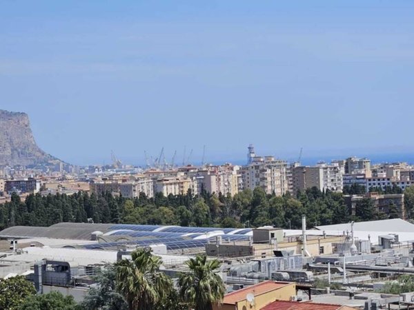 appartamento in vendita a Palermo in zona Oreto