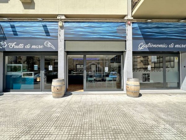 negozio in vendita a Palermo in zona Libertà