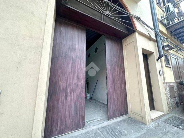 negozio in vendita a Palermo