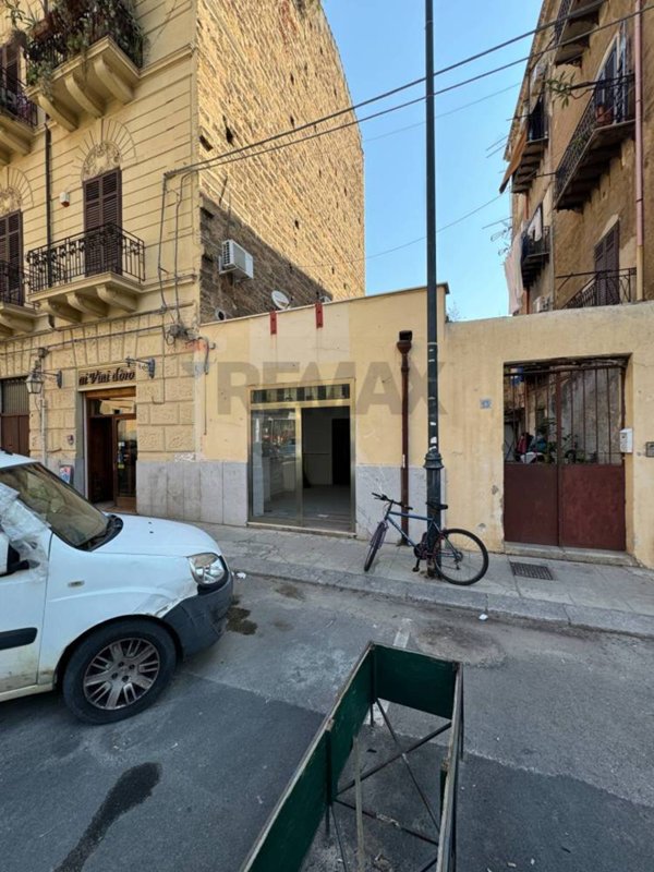 negozio in vendita a Palermo in zona Libertà