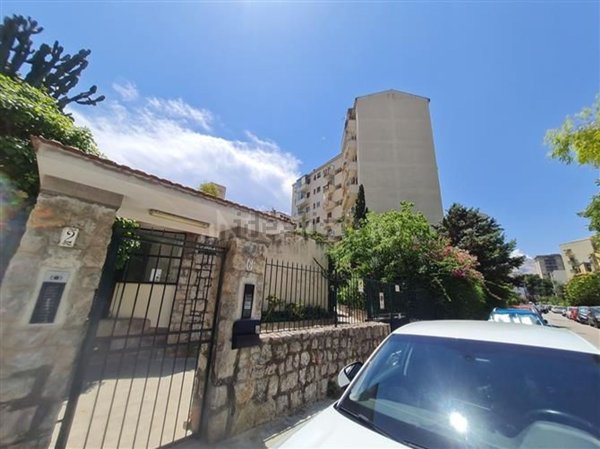 appartamento in vendita a Palermo in zona Libertà