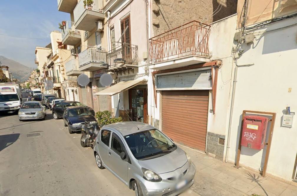 locale commerciale in vendita a Palermo in zona Cruillas