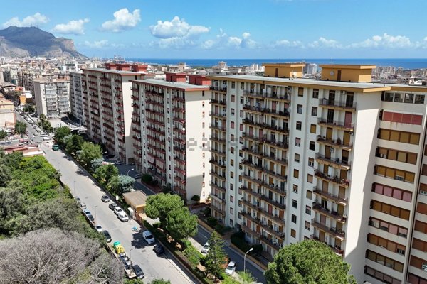 appartamento in vendita a Palermo in zona Oreto
