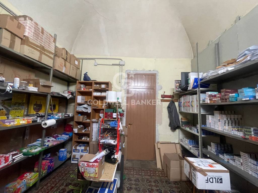 negozio in vendita a Palermo in zona Oreto