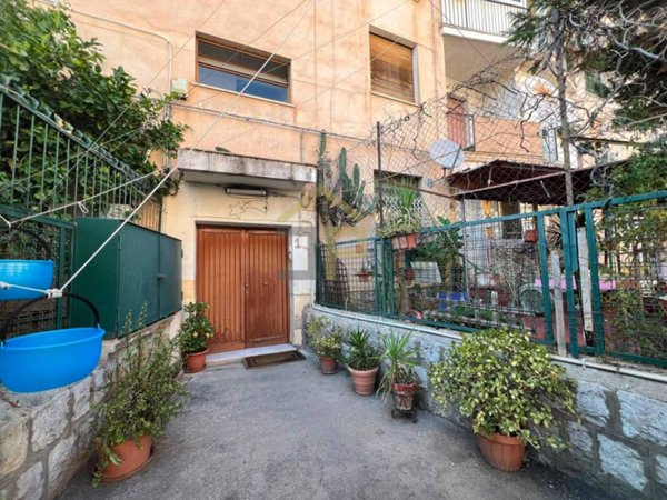 appartamento in vendita a Palermo