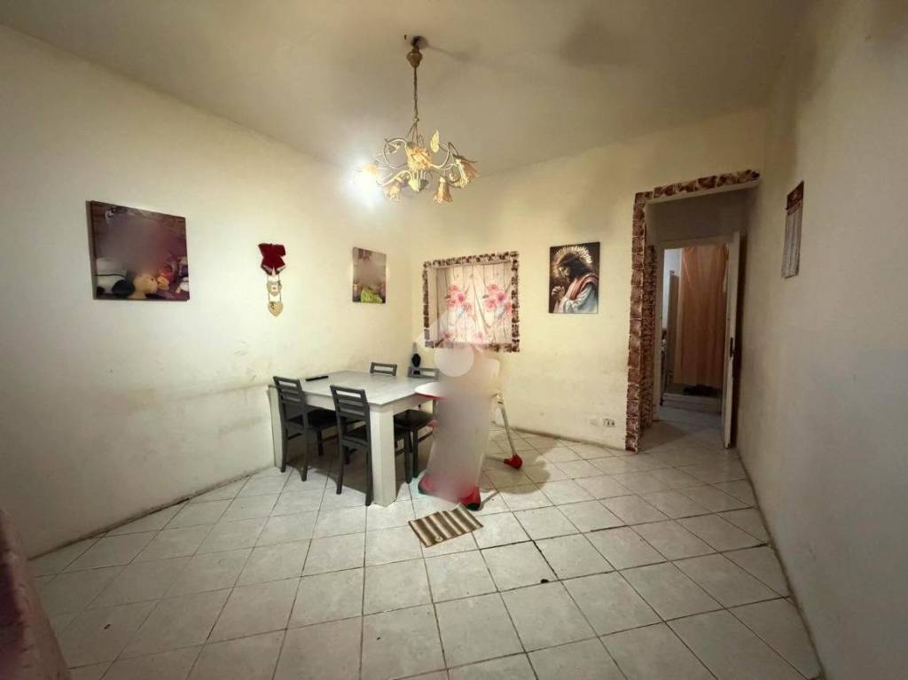 appartamento in vendita a Palermo in zona Zisa