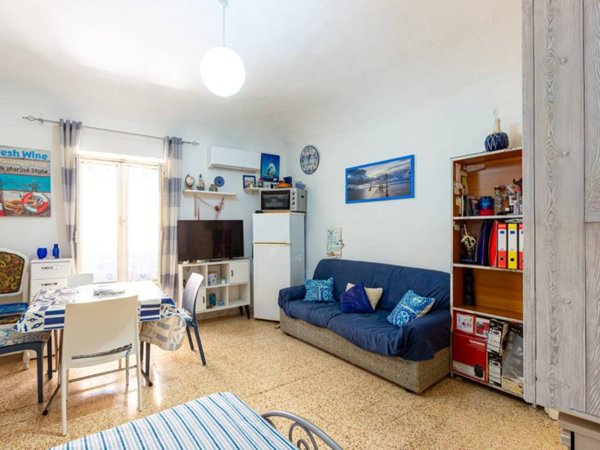 appartamento in vendita a Palermo in zona Zisa