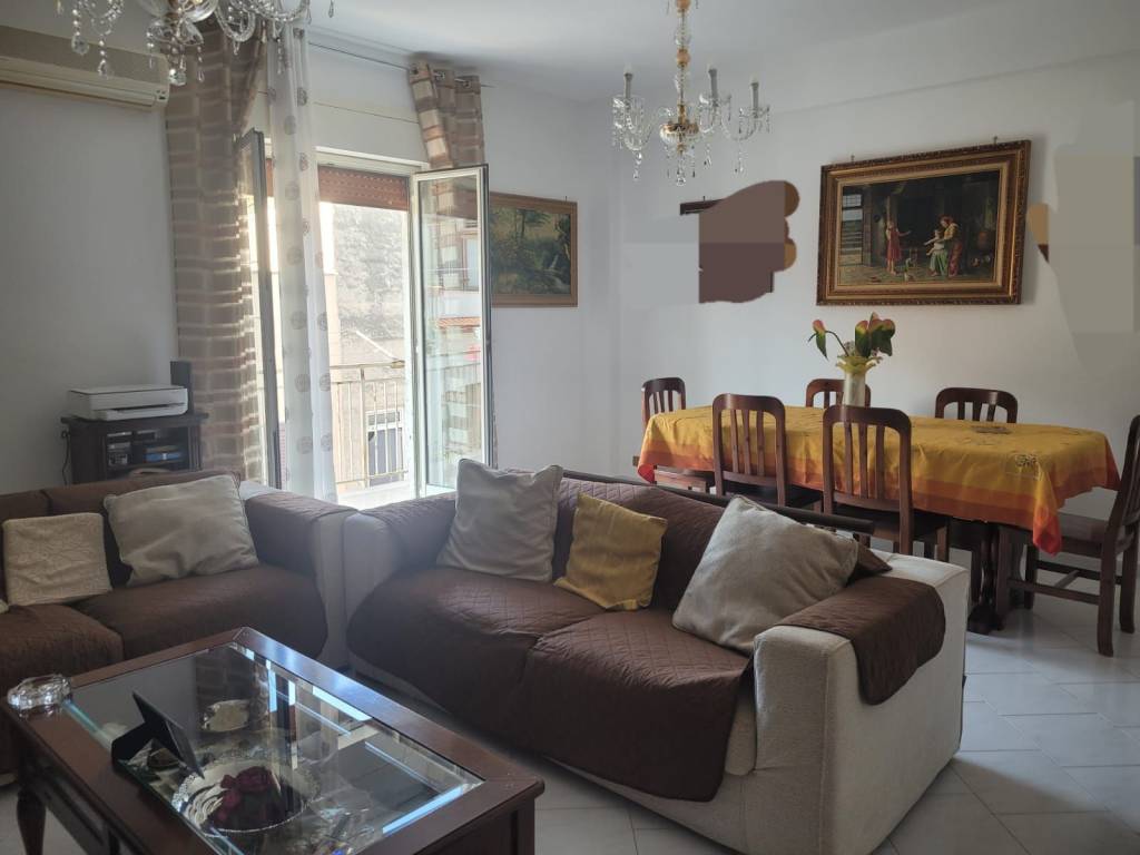 appartamento in vendita a Palermo in zona Partanna