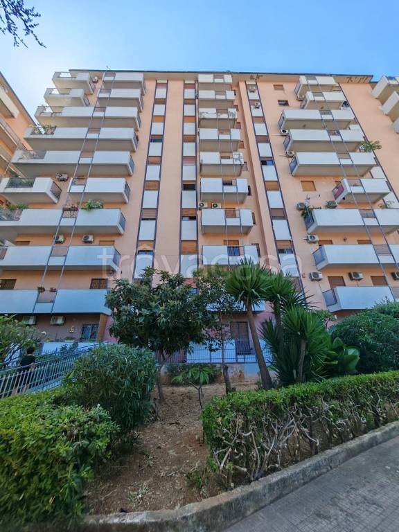 appartamento in vendita a Palermo in zona Uditore