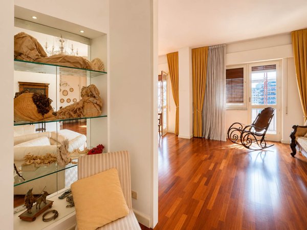 appartamento in vendita a Palermo in zona Libertà